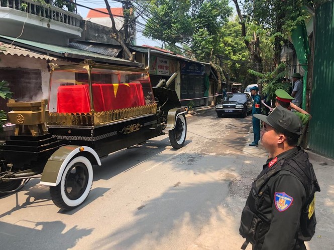 Lễ an táng nguyên Tổng Bí thư Đỗ Mười tại quê nhà - ảnh 26