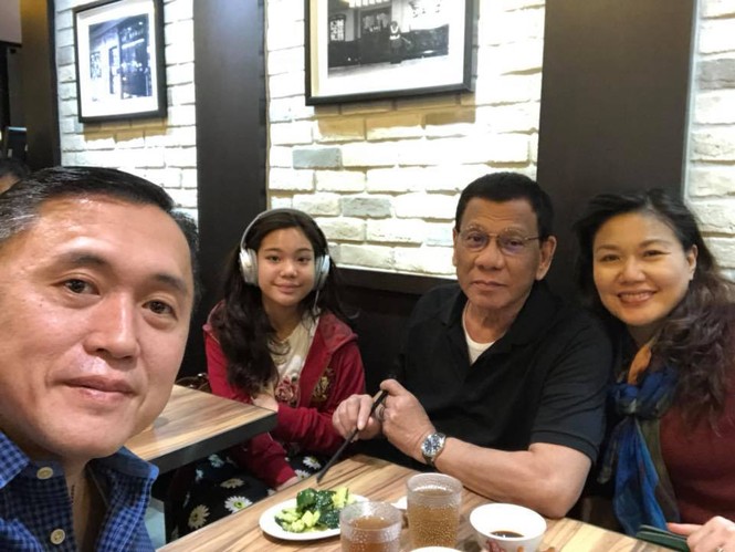 Giữa lúc bị đồn mắc ung thư, Tổng thống Philippines du lịch Hồng Kông - ảnh 3