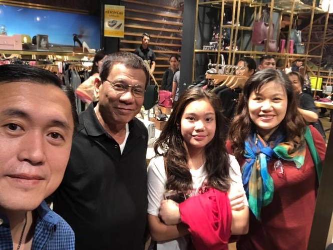 Giữa lúc bị đồn mắc ung thư, Tổng thống Philippines du lịch Hồng Kông - ảnh 2
