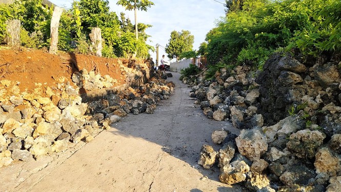 Philippines: Ba trận động đất liên tiếp, gần 70 người thương vong - ảnh 3