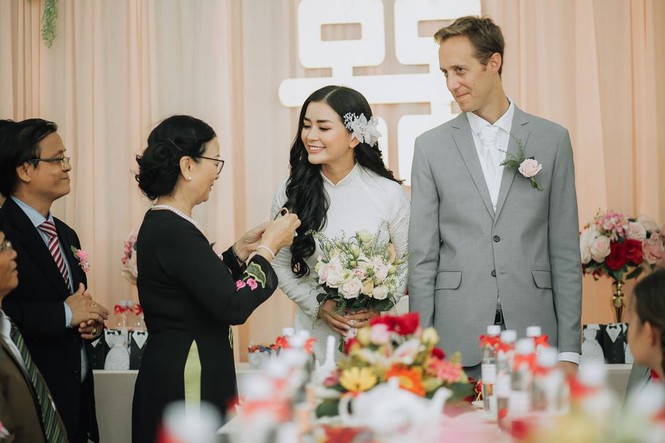 Nữ phi công cưới chồng Tây: 'Tôi có cuộc hôn nhân không bình thường' - ảnh 4