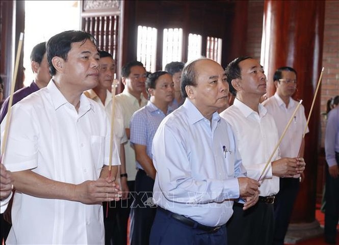 Thủ tướng Nguyễn Xuân Phúc thăm và làm việc tại Thái Nguyên - ảnh 2