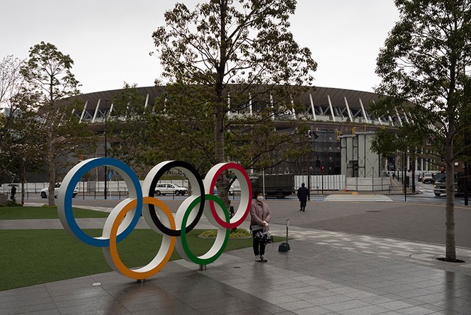 Covid-19 coronavirus Mỹ Nhật Bản WHO Olympic Pháp bác sĩ tử vong đóng cửa biên giới cấm tập trung đông người - ảnh 1