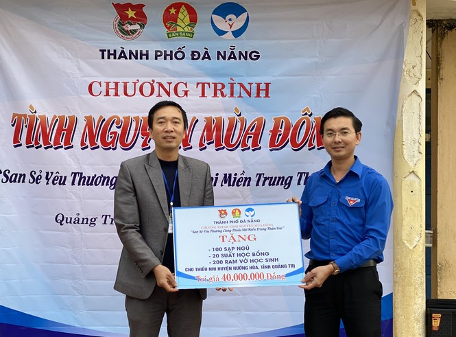 Mang đông ấm đến với trẻ em vùng núi Quảng Bình, Quảng Trị - ảnh 1