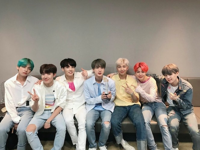 Ngày này năm xưa: Chiến thắng đầu tiên đầy cảm xúc của BTS - ảnh 3