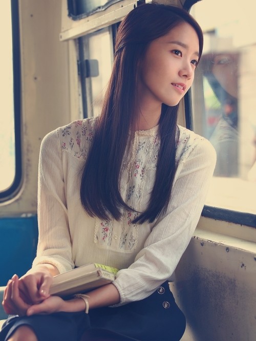 Thế giới ngoài kia sẽ thật mênh mông nếu em không nỗ lực trở thành điểm tựa của chính mình - ảnh 1