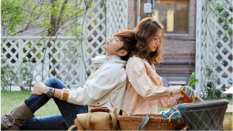 Thế giới ngoài kia sẽ thật mênh mông nếu em không nỗ lực trở thành điểm tựa của chính mình - ảnh 3