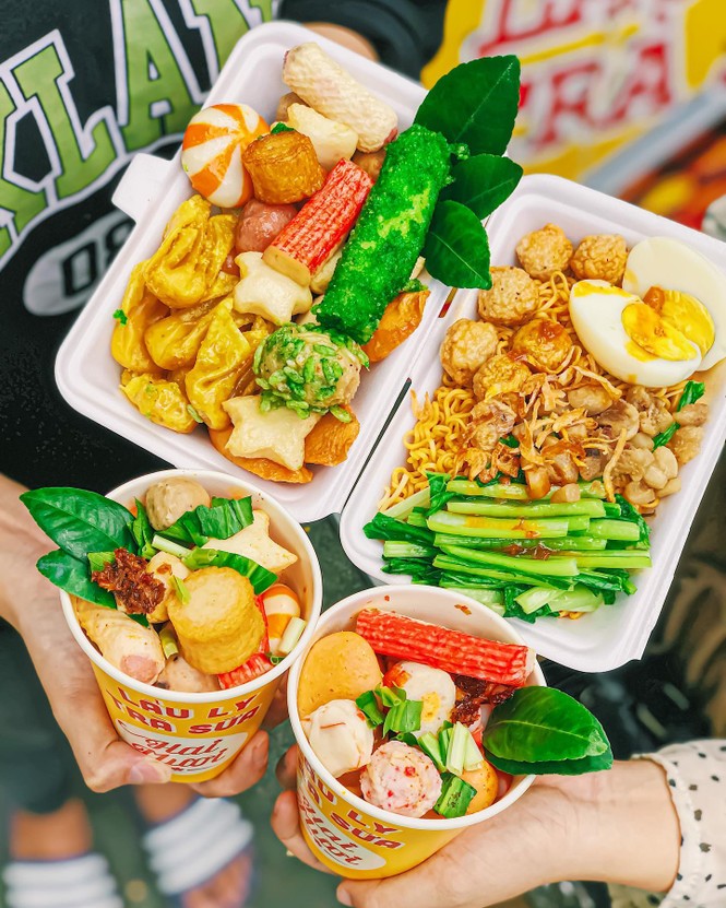 Sài Gòn trở lạnh, cùng gõ cửa thế giới xiên que và gà nướng phô mai - ảnh 2