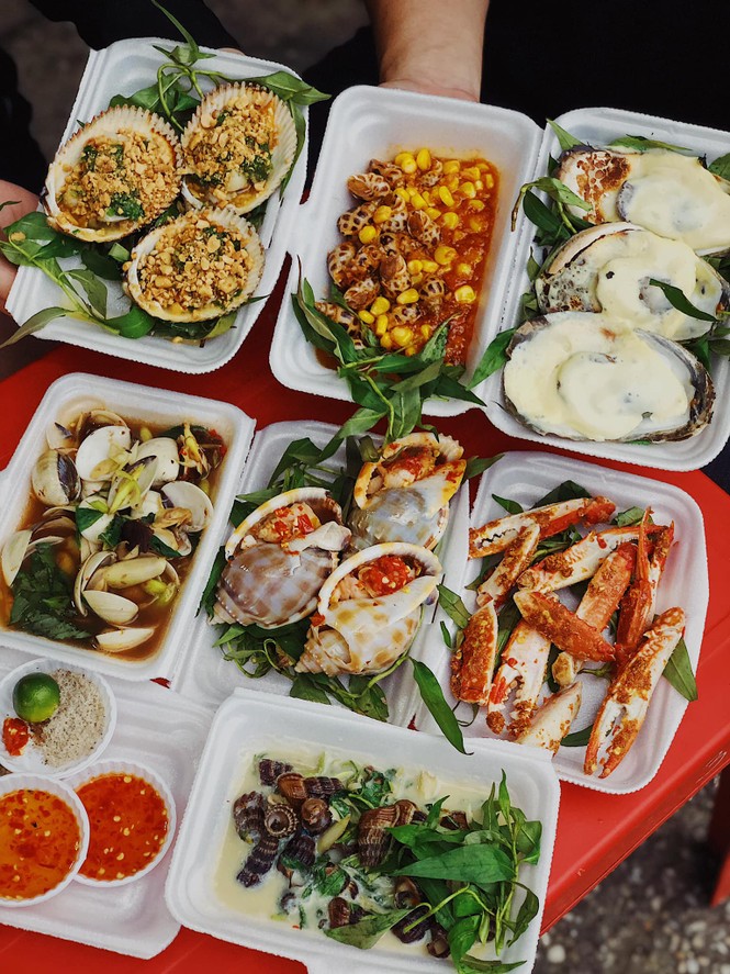 Giờ ăn đến rồi: Chảo gà phô mai siêu tan chảy “đọ sắc” cùng thiên đường ốc nướng phô mai - ảnh 4