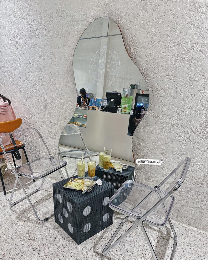 Những tiệm cà phê decor cá tính và có view chill nhất Sài Gòn nhất định bạn phải ghé - ảnh 3