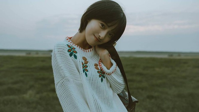 Em có thể bình tĩnh đi qua những tổn thương mà không cần phải cố tỏ ra mạnh mẽ - ảnh 2