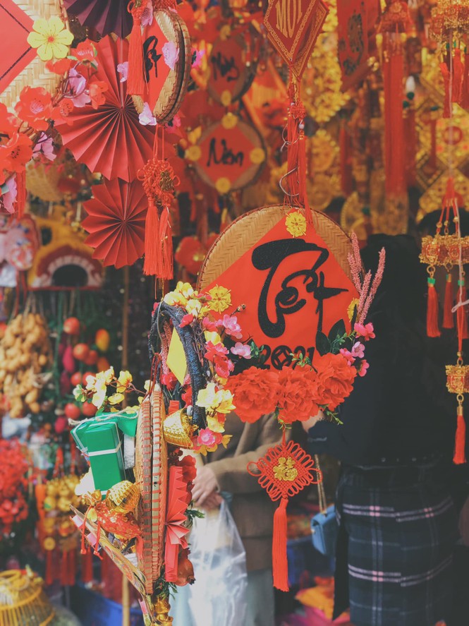 Hà Nội phố: Tết đã ùa về, thật ấm áp và bình yên trên Phố Cổ - ảnh 4