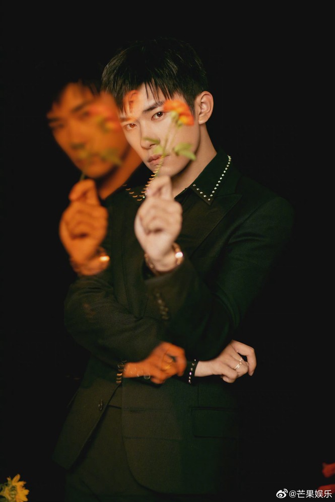 Nhờ Em Của Thời Niên Thiếu, Thiên Tỉ càn quét nhiều giải lớn, tiếp tục được đề cử Kim Kê - ảnh 2