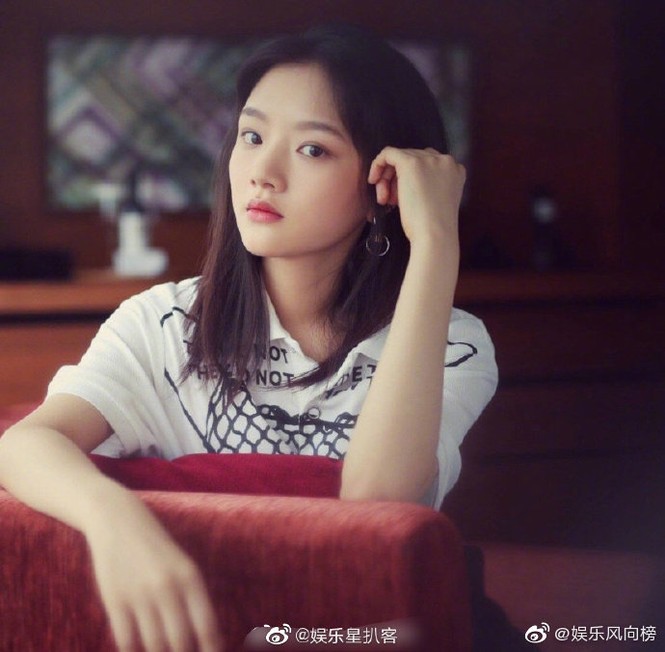 Vừa có tin đóng cặp cùng Dương Tử, Đinh Vũ Hề lại “Mười Năm Thương Nhớ” Nhậm Mẫn - ảnh 3