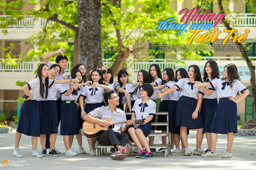 Teen 12 Lê Quý Đôn vượt thời gian hoá thân thành Cô Ba Sài Gòn trong bộ ảnh kỷ yếu - ảnh 2