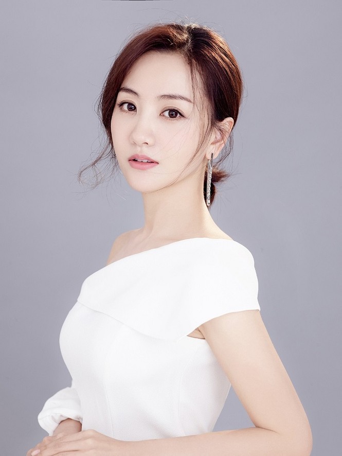Trong thế giới fangirl: Trăm thương ngàn nhớ gửi Dương Dung, đóa phù dung của tôi - ảnh 1