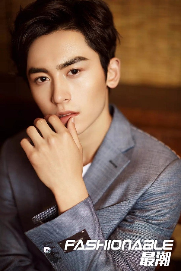 Trong thế giới fangirl: Đã từng dành những trưởng thành đầu tiên để hâm mộ một người - ảnh 3