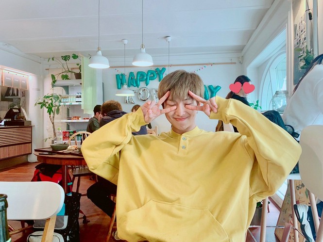 Trong thế giới fangirl: RM - “Chàng thi sĩ” của âm nhạc, vượt lên mọi định kiến - ảnh 5