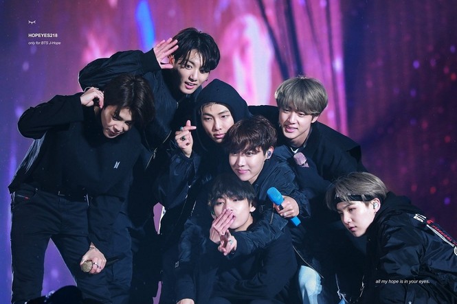 Trong thế giới fangirl: Thế giới của tôi là vũ trụ lấp lánh những ngôi sao đẹp nhất - ảnh 4
