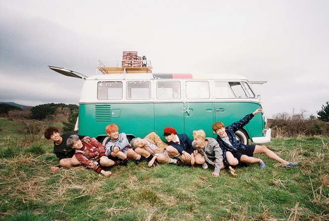 Trong thế giới fangirl: Chiếc máy nghe nhạc màu tím, BTS và thanh xuân của một cô gái nhỏ - ảnh 2