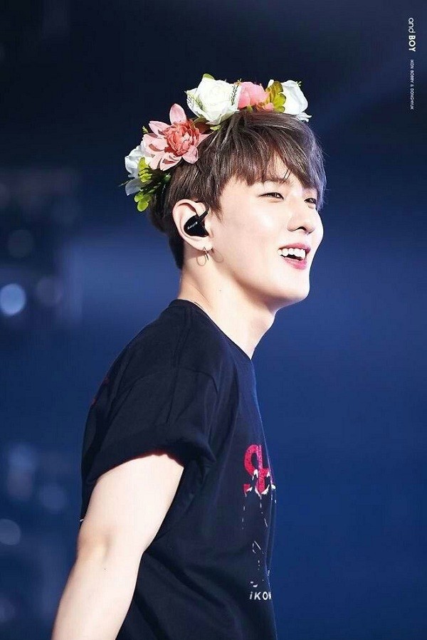 Trong thế giới fangirl: Gửi Donghyuk đôi lời, luôn có những người yêu em thật nhiều! - ảnh 1