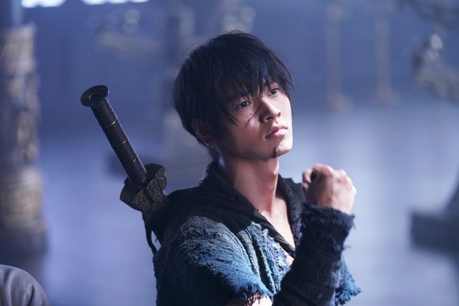 Yamazaki Kento và những phim phải xem: Không còn là hoàng tử học đường chỉ đẹp mà mặt đơ - ảnh 21
