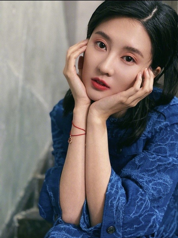 Những người đẹp diễn giả trân của phim Hoa ngữ: Ai trợn mắt thần chưởng, ai rơi lệ vô hồn? - ảnh 35