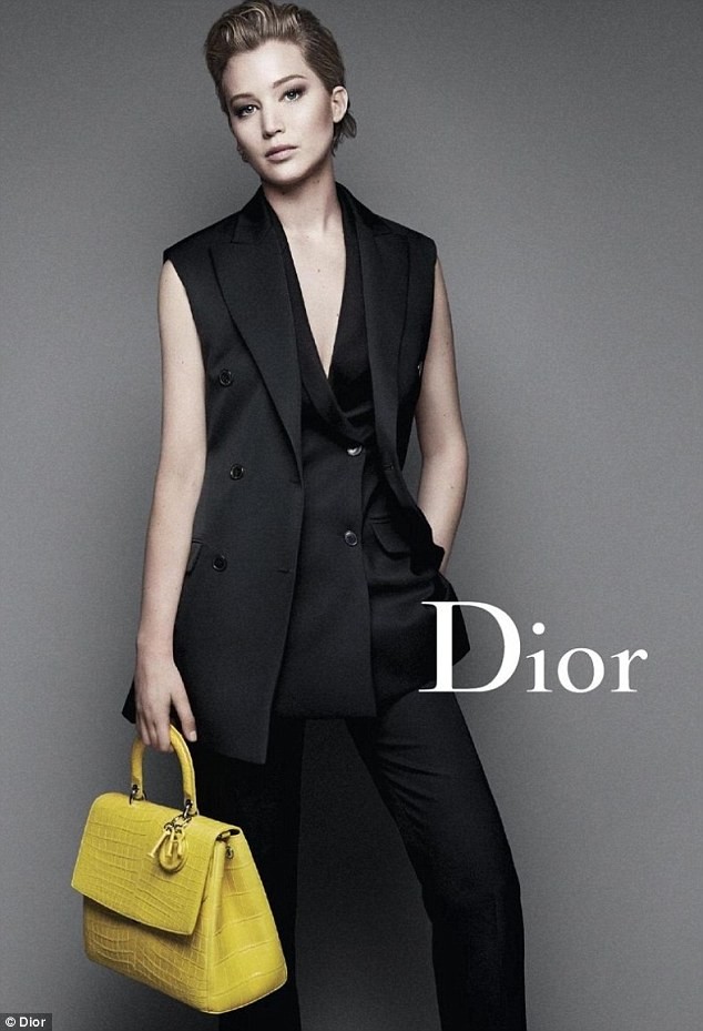 Jennifer Lawrence làm mẫu quảng cáo cho Dior - ảnh 1