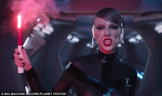 Taylor Swift phá vỡ kỷ lục Youtube bằng MV mới - ảnh 3