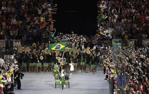 Khai mạc Olympic 2016: Rực rỡ pháo hoa, rộn ràng hát ca - ảnh 24