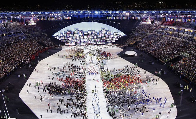 Khai mạc Olympic 2016: Rực rỡ pháo hoa, rộn ràng hát ca - ảnh 21