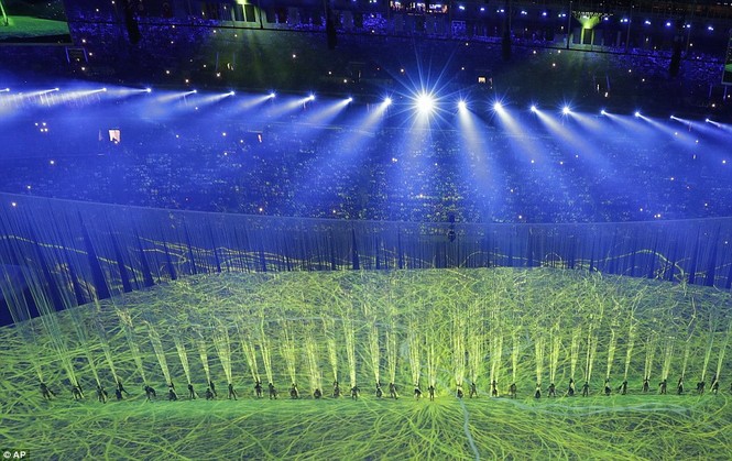 Khai mạc Olympic 2016: Rực rỡ pháo hoa, rộn ràng hát ca - ảnh 11