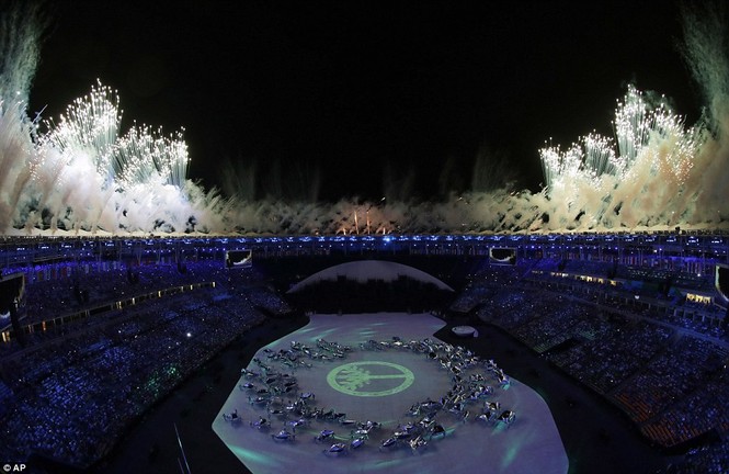 Khai mạc Olympic 2016: Rực rỡ pháo hoa, rộn ràng hát ca - ảnh 4