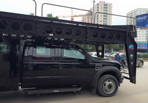 Mục kích siêu xe chống khủng bố Ford F550 Super Duty tại Hà Nội - ảnh 2