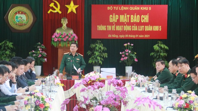 Trong thiên tai, dịch bệnh hình ảnh Bộ đội Cụ Hồ thêm ngời sáng - ảnh 1
