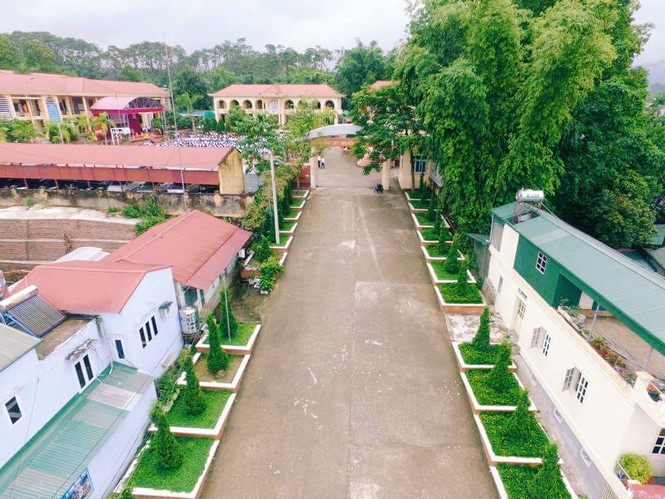 Gửi thanh xuân tươi đẹp: Trường cấp Ba có gì đặc biệt khiến bạn nhớ mãi không quên? - ảnh 1