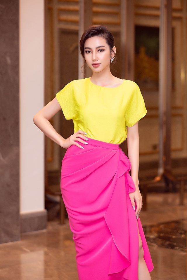 Tiểu Vy, Mỹ Linh cùng