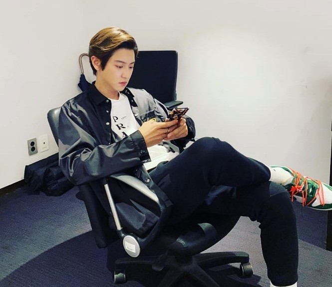 Sao Hàn 24H: Chanyeol tỉnh bơ trước thính