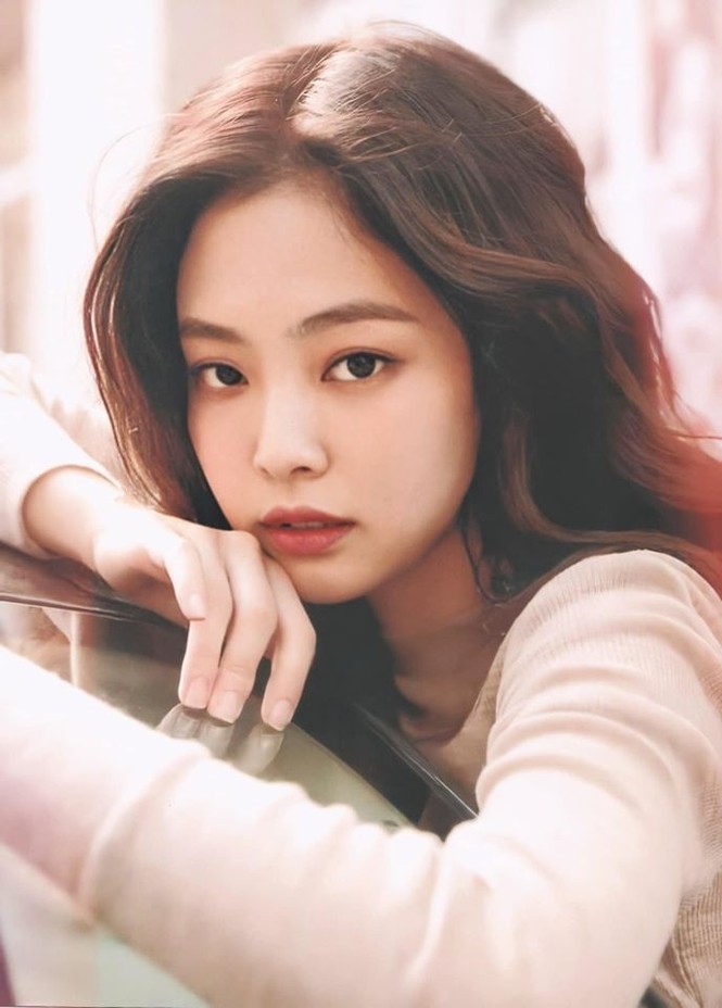 Thử đoán xem điểm gì trên khuôn mặt Jennie khiến con gái xứ Hàn ước ao nhất? - ảnh 3