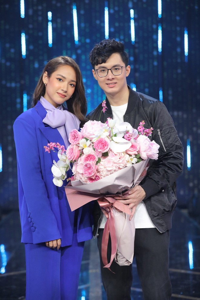 4 ca sĩ từng làm nữ chính “Người ấy là ai”: chỉ một người chọn phải màu đỏ - ảnh 5