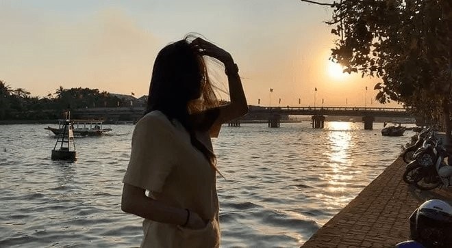Ngất ngây trước bộ ảnh du lịch Hội An đẹp như chụp tạp chí của Seo Ye Ji - ảnh 7
