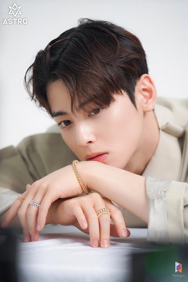 Một thành viên hội 97-line dính tin đồn bất lợi, Cha Eun Woo bị đưa vào tầm ngắm - ảnh 3