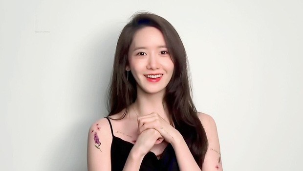 Làm nữ thần K-Pop quá lâu, Yoona (SNSD) chỉ khoe hình xăm dán cũng không được chấp nhận - ảnh 4