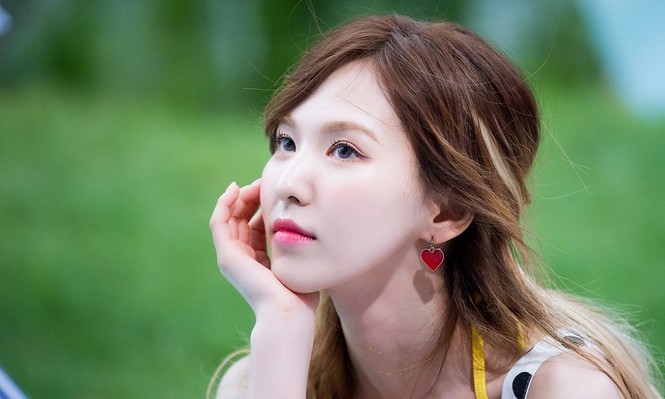 Nữ idol này trắng đến mức nào mà Dispatch cũng phải công nhận là “da trắng phát sáng”? - ảnh 9