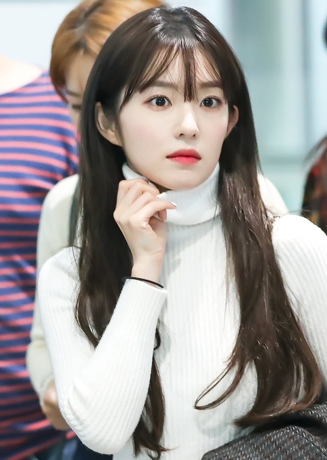 Cứ ngỡ tóc mái ai để cũng hợp nhưng idol K-Pop chỉ có hai người nuôi tóc mái đẹp nhất - ảnh 6