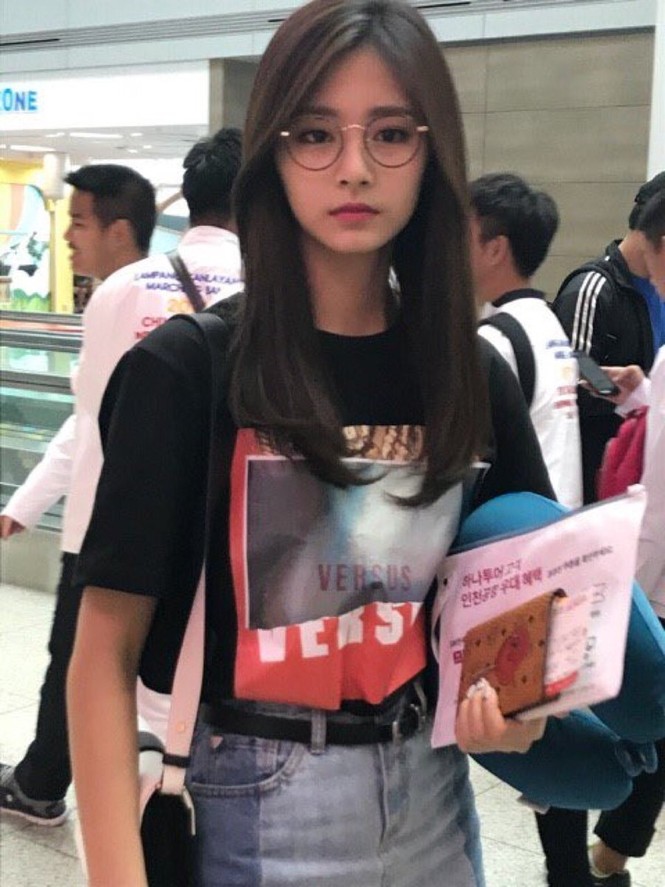 Ngược đời như Tzuyu (TWICE): Gặp bên ngoài còn xinh đẹp hơn ảnh đã qua chỉnh sửa - ảnh 3