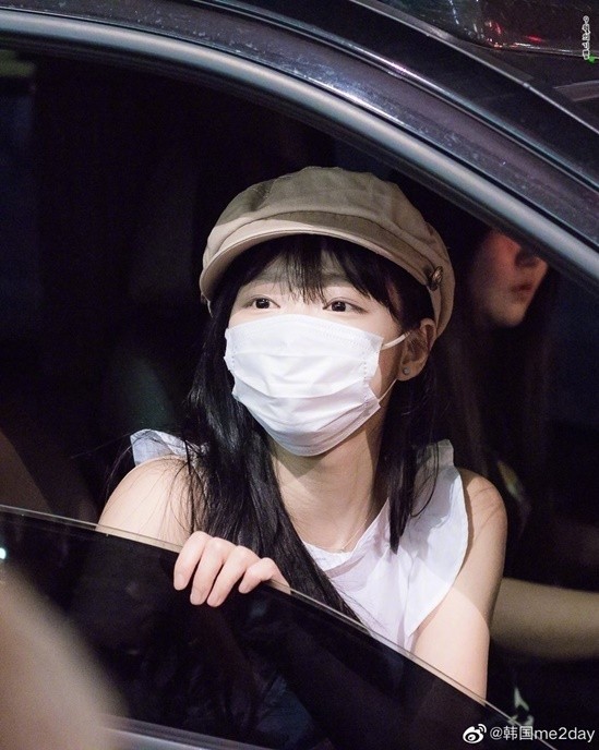 YooA (Og My Girl) xinh đẹp cỡ nào mà được người Hàn quan tâm hơn cả Jennie (BLACKPINK)? - ảnh 7