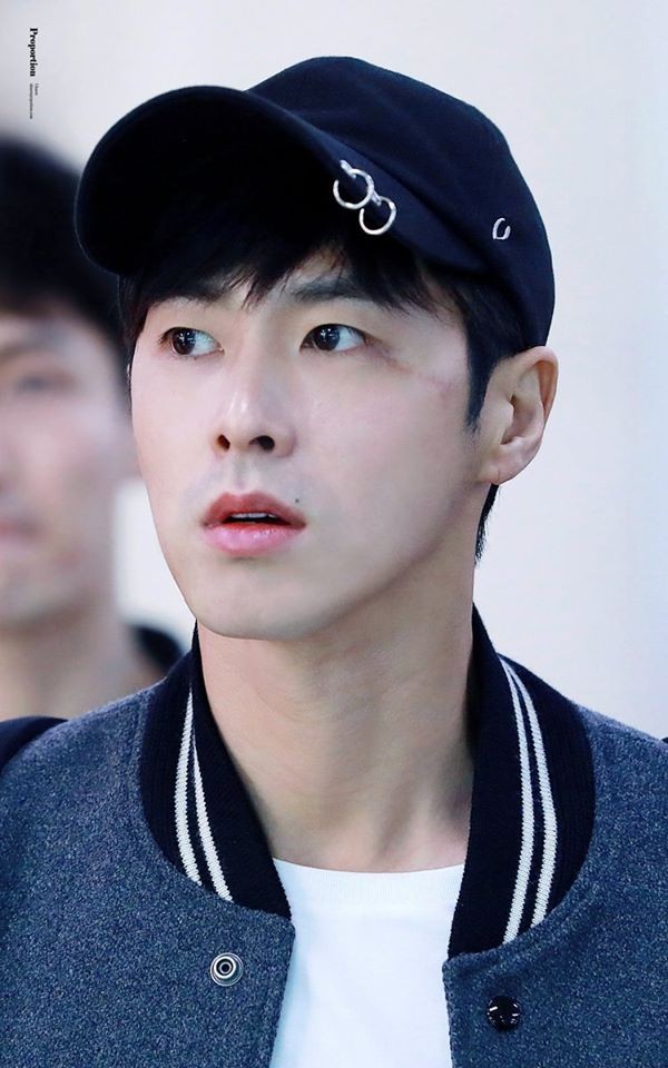 Thôi đừng ghét nốt ruồi của mình nữa, đầy idol có nốt ruồi trên mặt vẫn được khen đẹp - ảnh 15