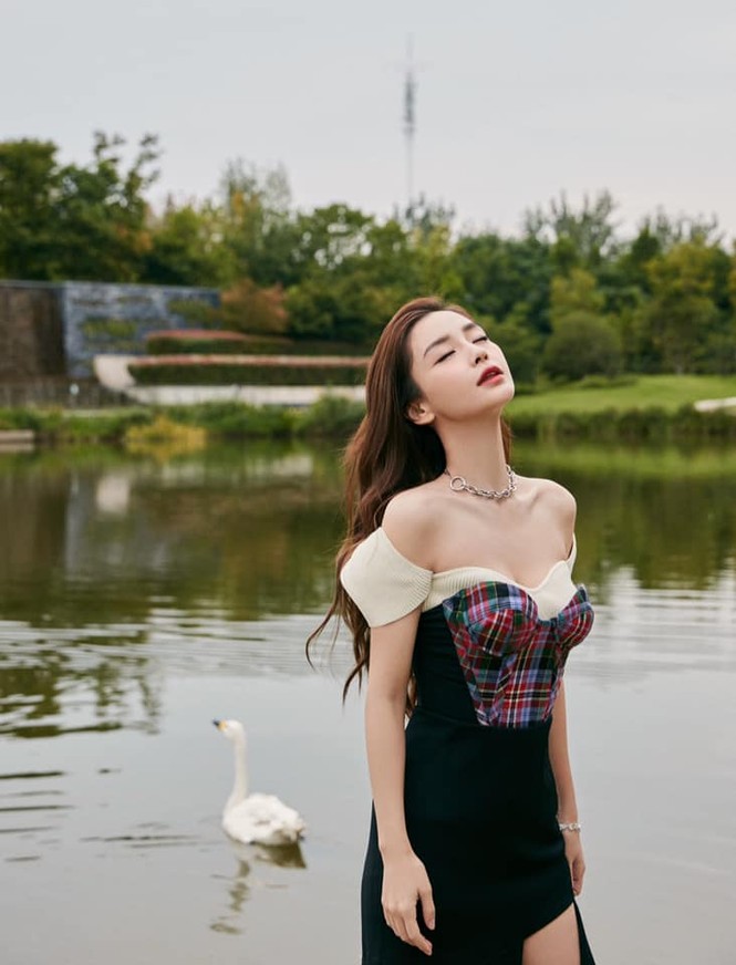 Ngạc nhiên chưa, hai nàng thơ Jisoo và Angela Baby của Dior đụng hàng đồ của hãng khác - ảnh 6