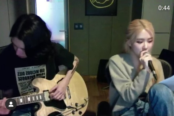 Rosé đích thị idol đào hoa nhất K-Pop: Dính tin đồn hẹn hò với toàn sao hạng A mới khủng - ảnh 5